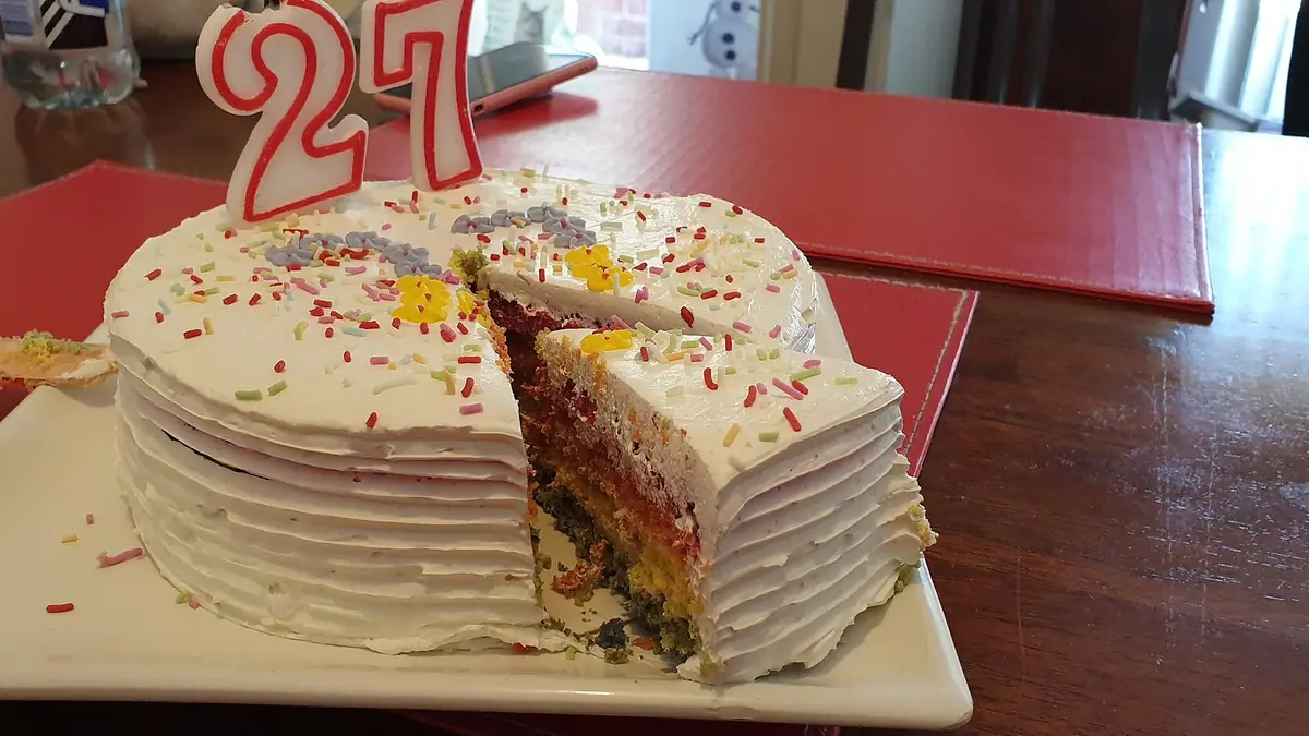 Cakes by Carole – cake maker in Winterborne Stickland, Blandford Forum